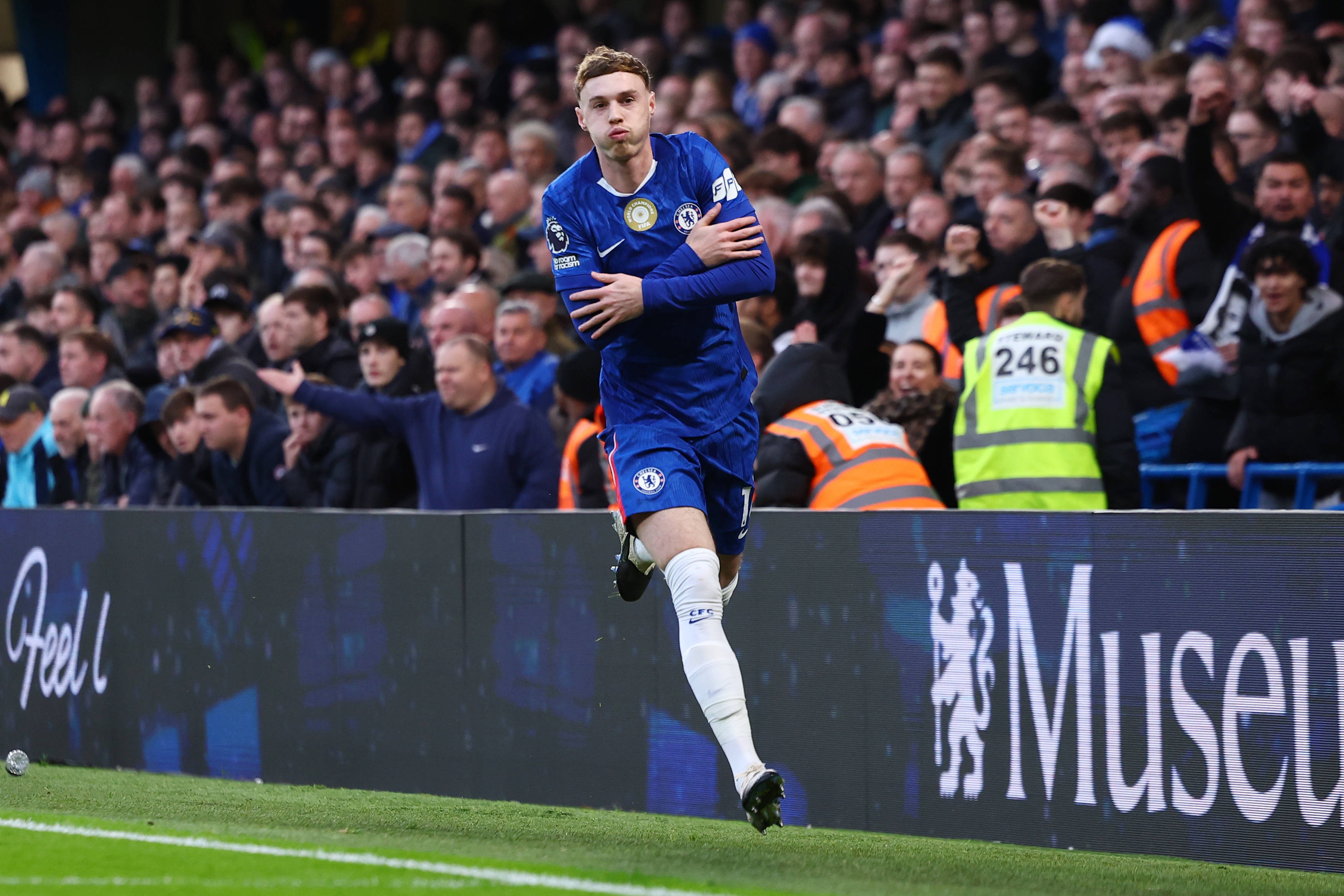 世界杯官方正版下载-墨菲：帕尔默可能会转会到曼联，B费需要一个接班人