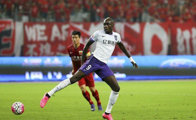 世界杯官方正版下载-迪亚涅英超发威破切尔西大门 谈天津薪金改善生活